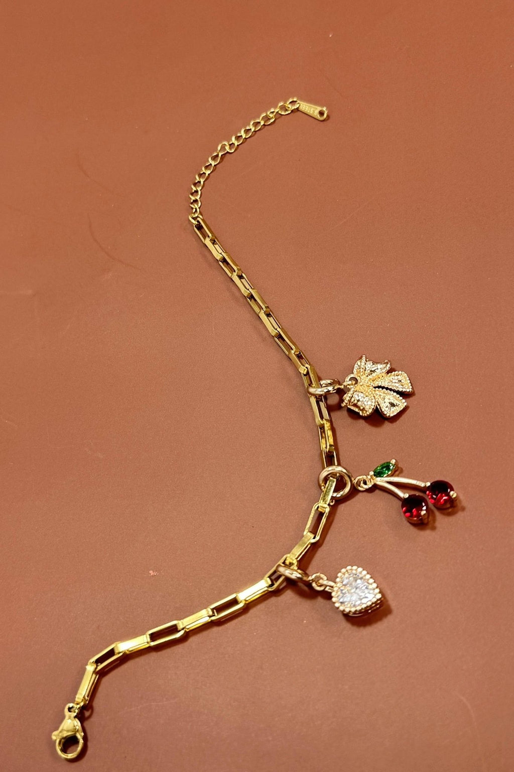 The Evergold Paperclip Charm Bracelet - The Coral Palm LLC