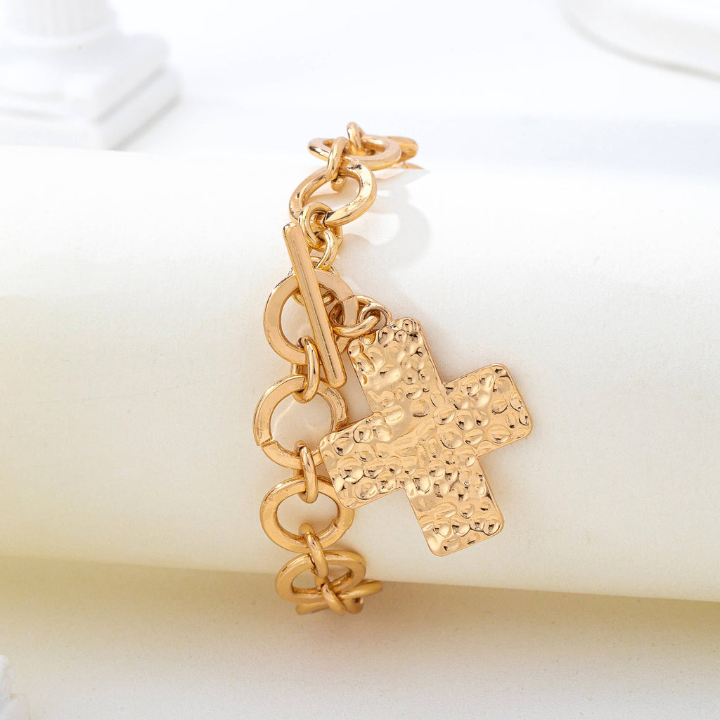 Hammered Cross Toggle Bracelet | 80B1738