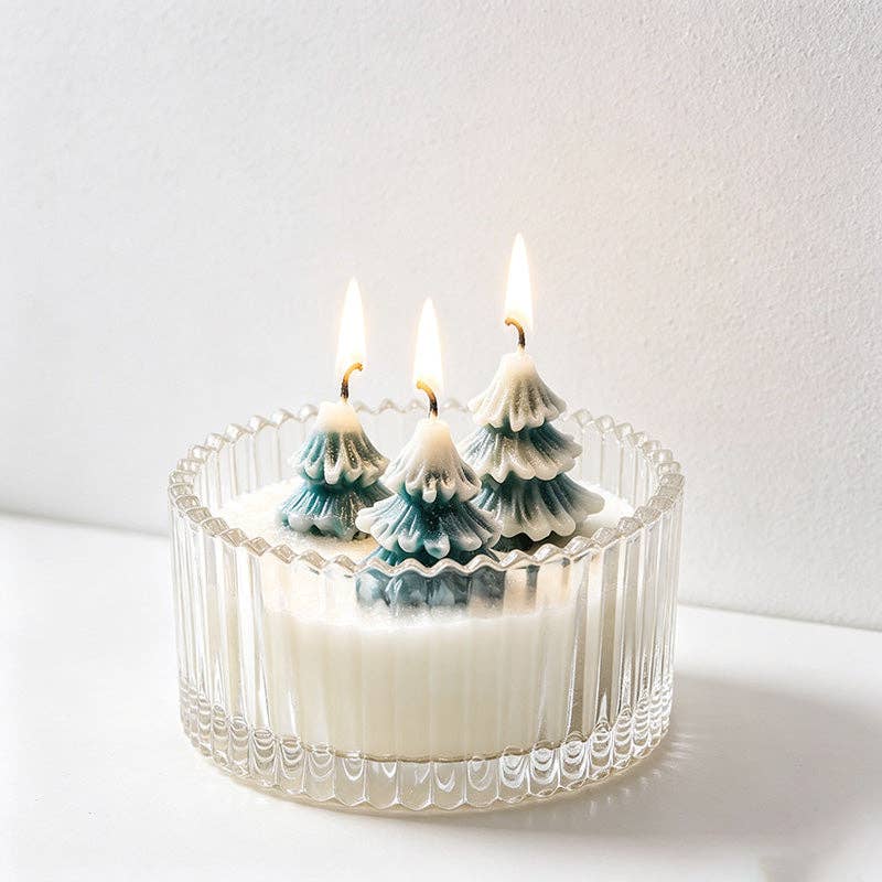 CloudNook Christmas Tree Scented Candle‑Festive Home Decor