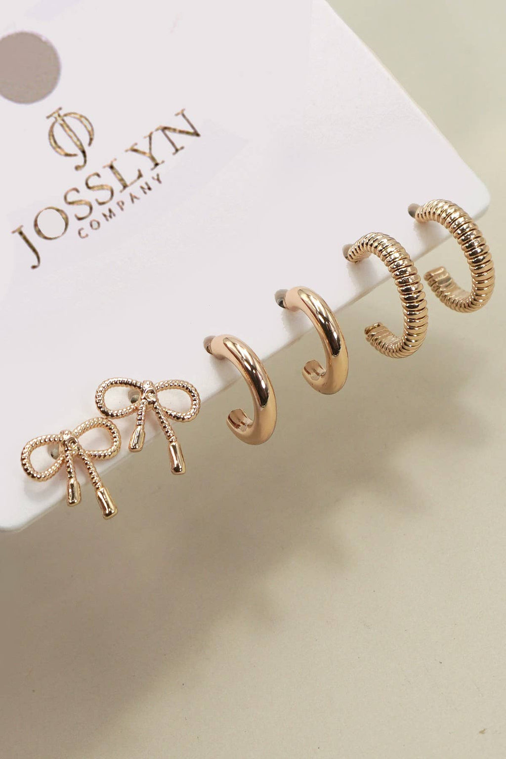 MINI BOW HUGGIE HOOP TRIO EARRINGS - The Coral Palm LLC