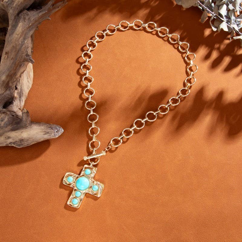 NOTABLE HAMMERED CROSS FRONT TOGGLE NECKLACE - The Coral Palm LLC